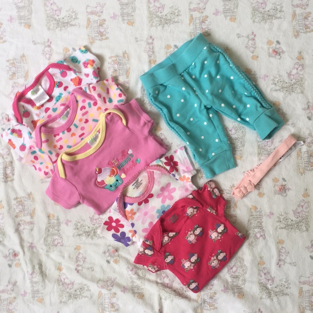 💓 3 for $10 💓 EUC Newborn Bundle
